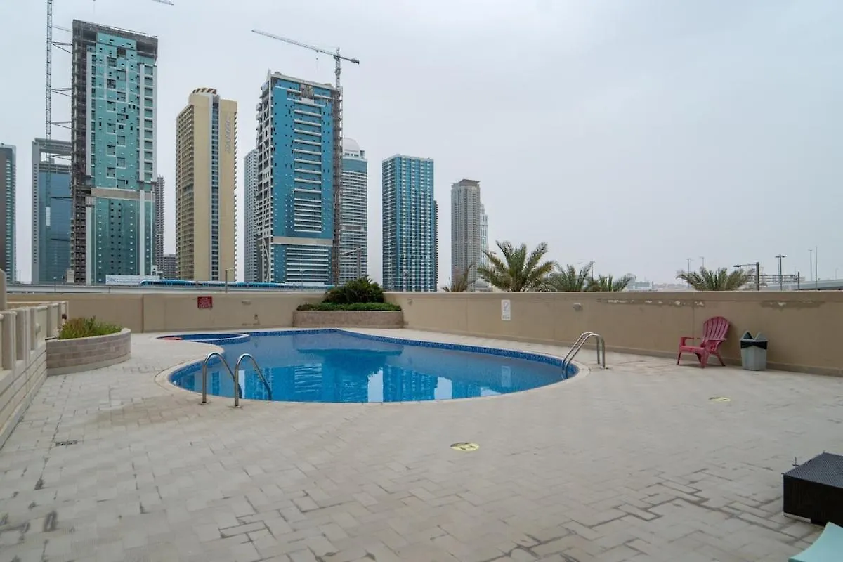 Apartment Cozy & Simple 1-Bedroom Flat In Dubai Marina