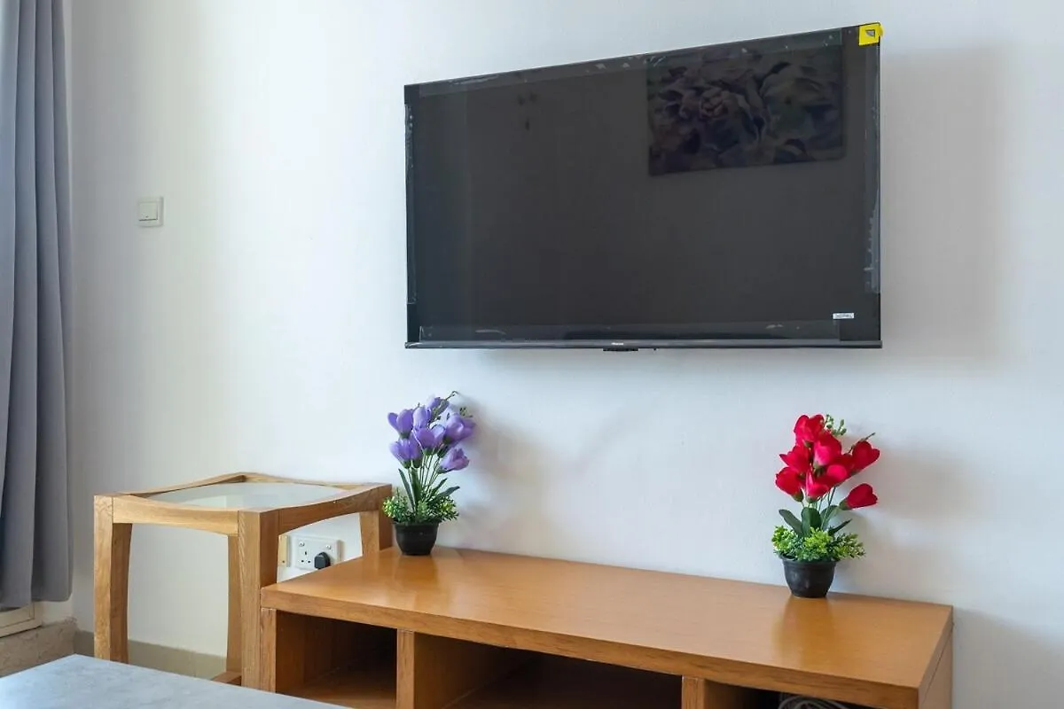 Cozy & Simple 1-Bedroom Flat In Dubai Marina 0*,