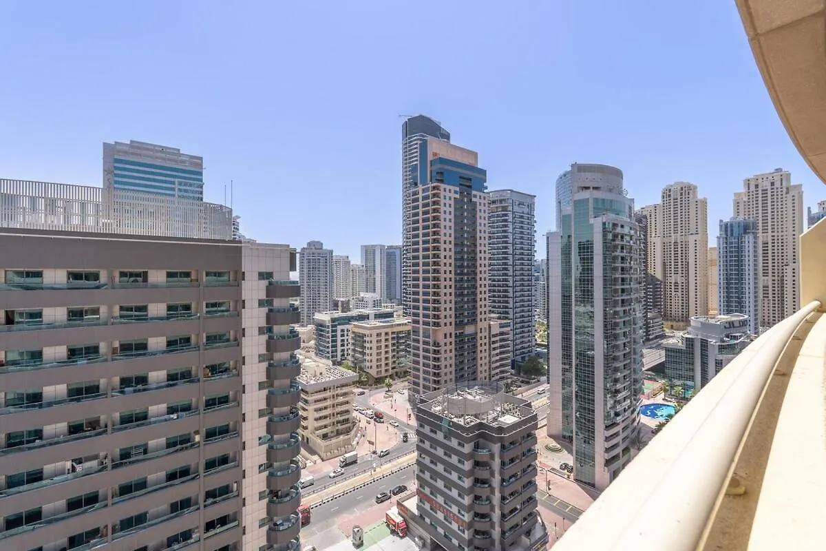 Apartment Cozy & Simple 1-Bedroom Flat In Dubai Marina