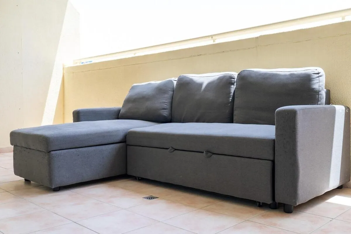 Cozy & Simple 1-Bedroom Flat In Dubai Marina