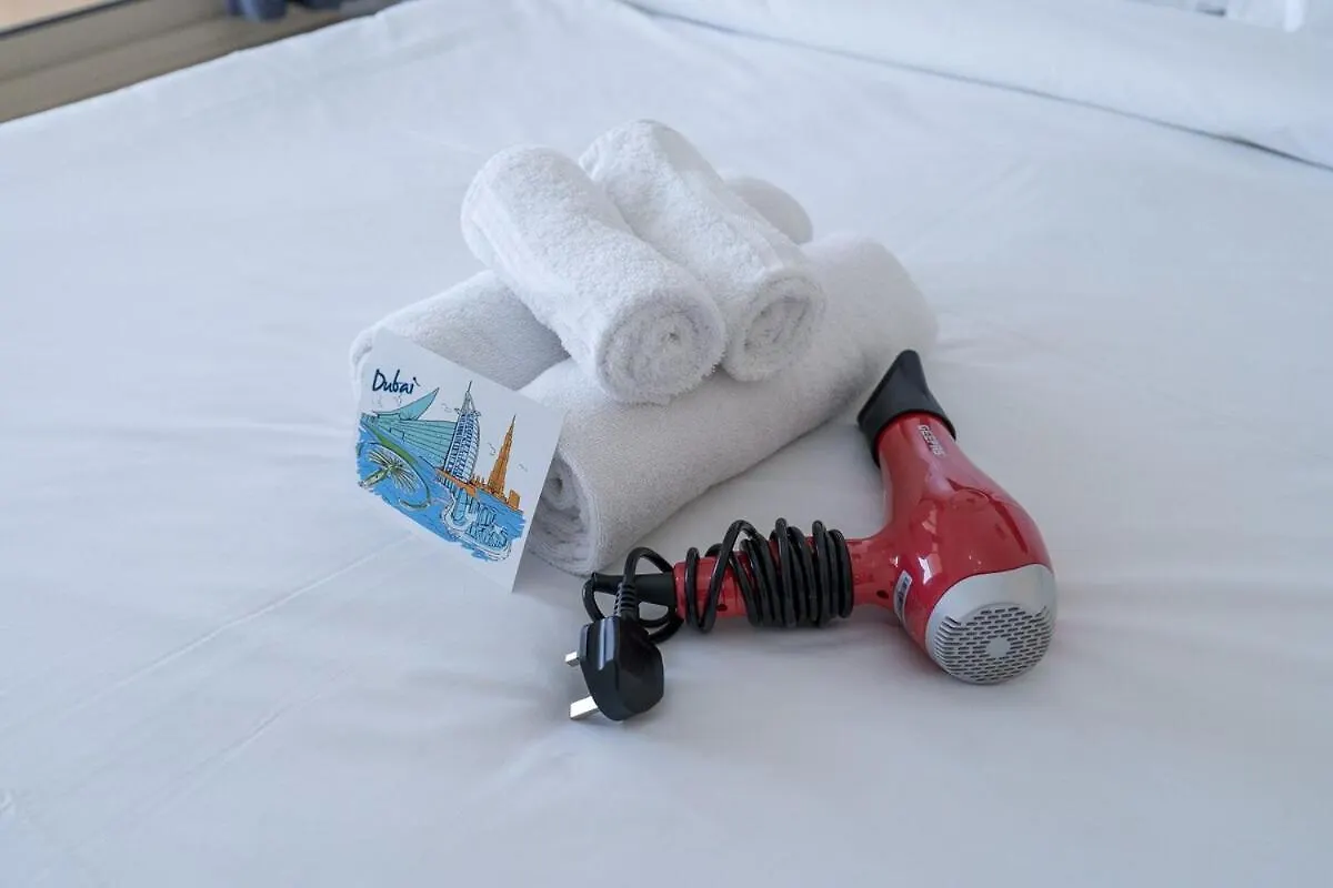 Cozy & Simple 1-Bedroom Flat In Dubai Marina