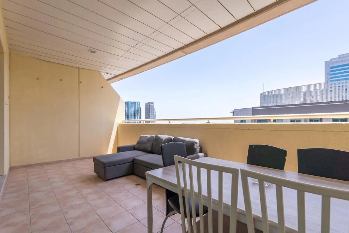 Cozy & Simple 1-Bedroom Flat In Dubai Marina 0*,  ОАЭ
